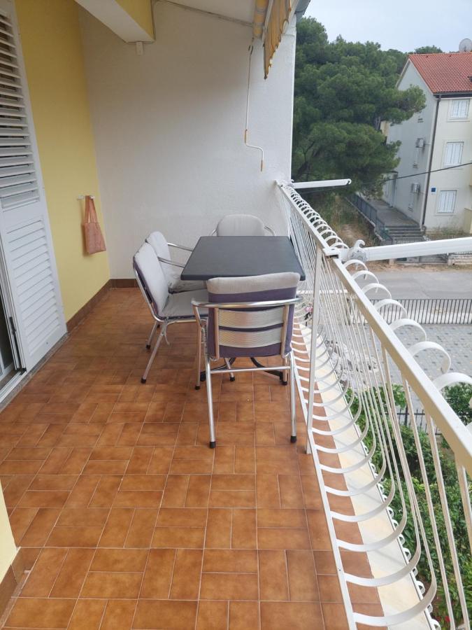 Apartments Gojka Miocevic Biograd Na Moru Exterior foto